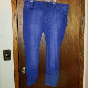 Plus size skinny jeans